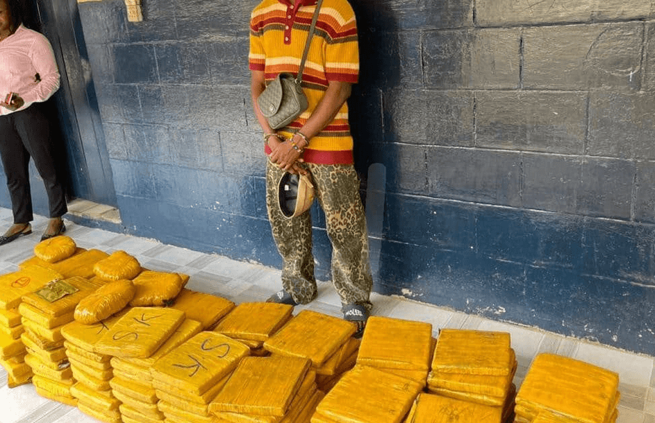 Police reject GH₵100k bribe, arrest drug suspects with 209 slabs