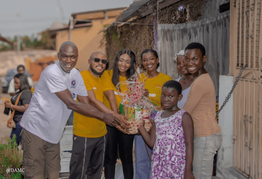 Free Food Company marks Valentine’s Day with community love outreach 