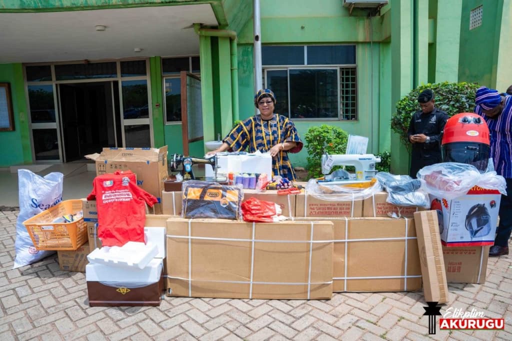 MP supports artisans with tools under National Apprenticeship Programme