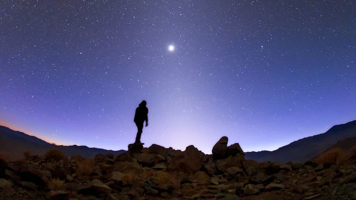 9 night sky events to see in March, from a blood moon lunar eclipse to a planetary parade