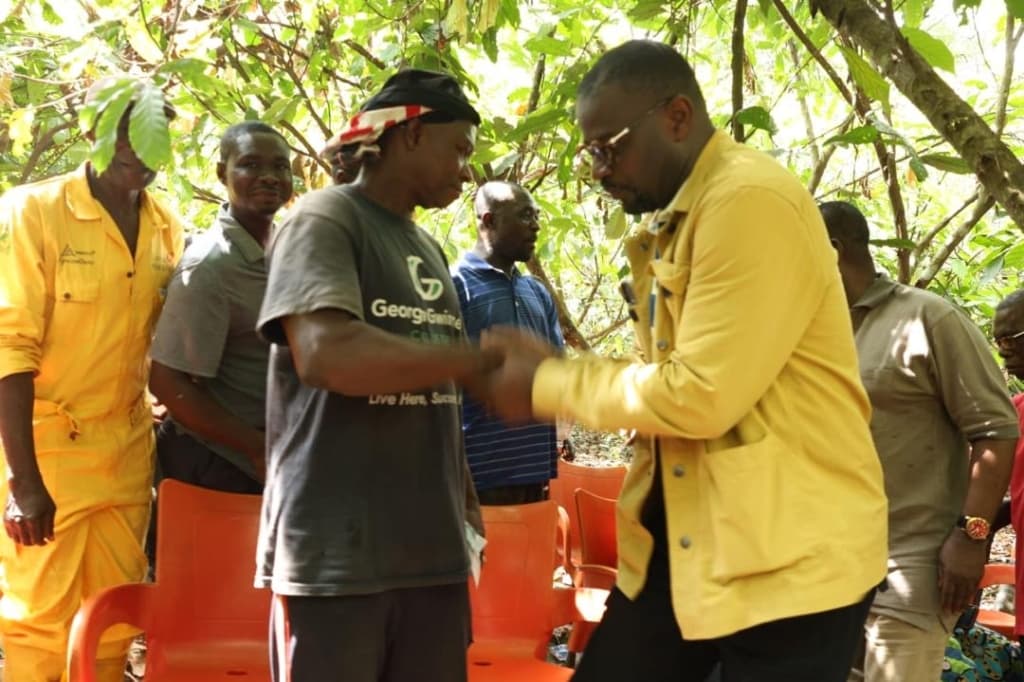 Annoh-Dompreh leads Minority Caucus to tour cocoa-growing areas in Eastern Region